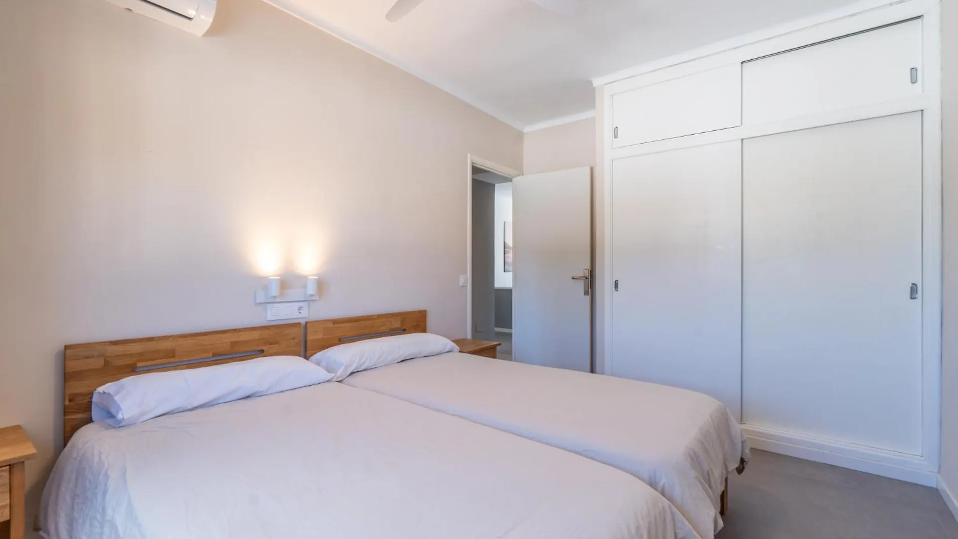 Ponent Cala Ratjada Apartments D 0*, Cala Ratjada (Mallorca) Spain